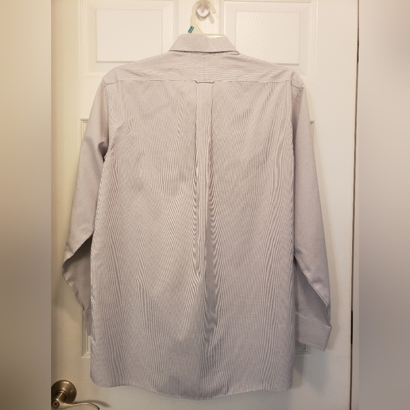 Roundtree & Yorke Gold Label fitted button down - Picture 6 of 8